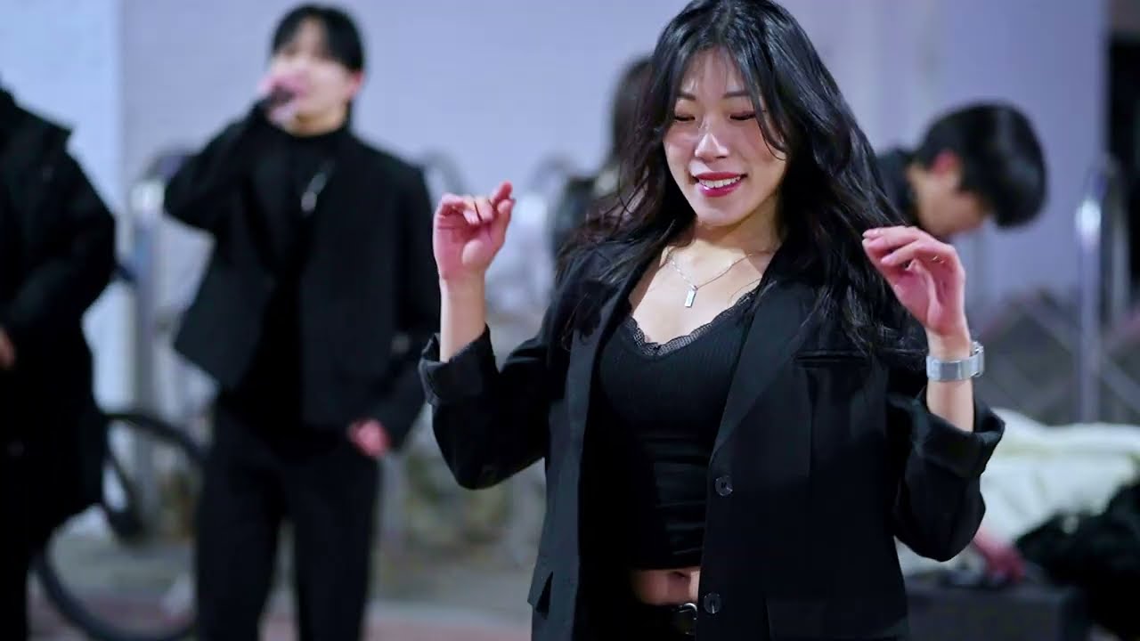 [ Rich Man ] _ 비아워 댄스크루 _ 홍대 댄스 버스킹  _ 26-01-28