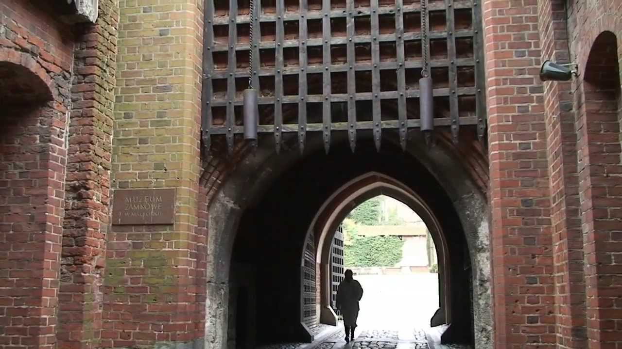 Niezwykly Swiat - Polska - Zamek w Malborku cz 1