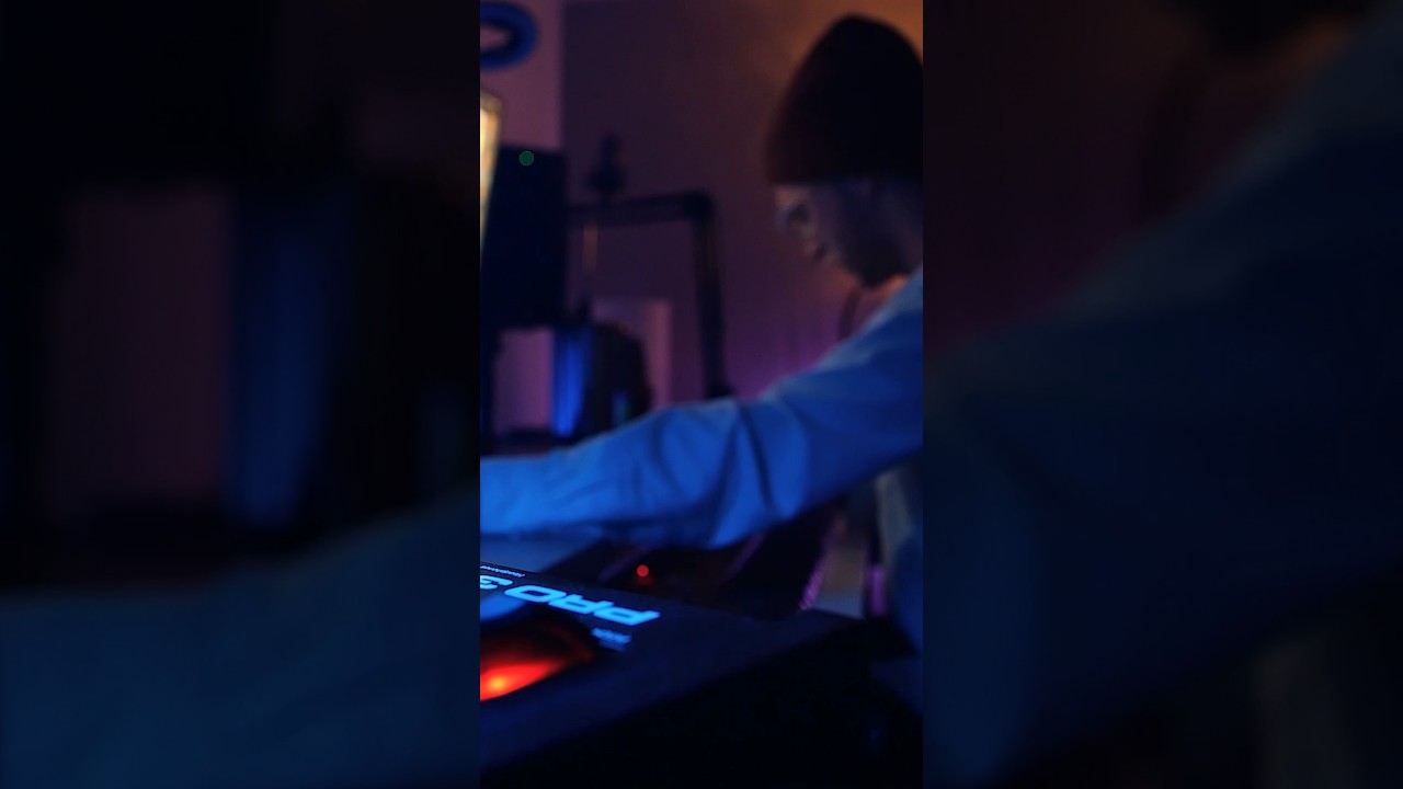 Some groovy Sunday psybient for you 💫 #synthesizer #psybient #downtempo