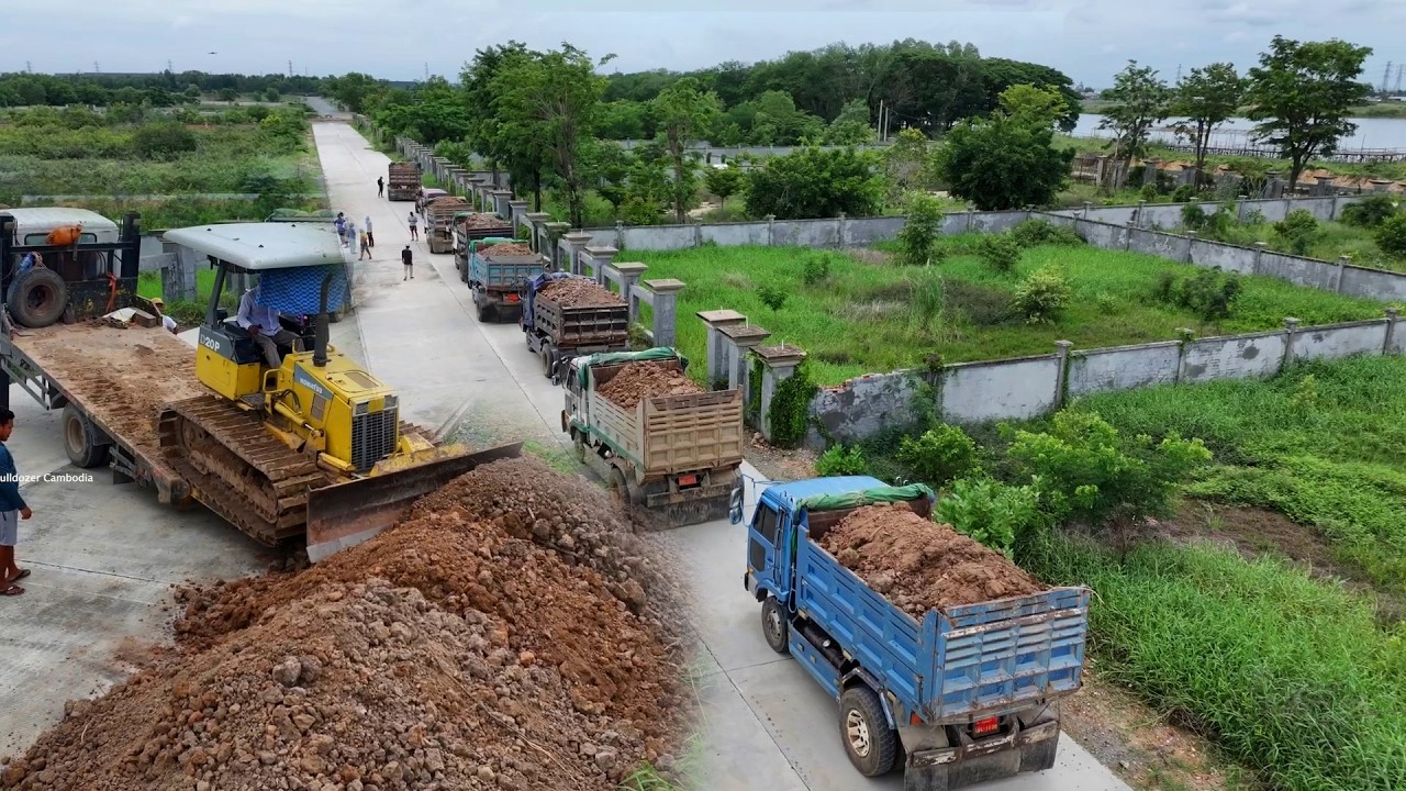 Huge Size a New Landfill Project! Using Dump Truck 5Ton & Skill Dozer Komat’su Pushing Soil Fast