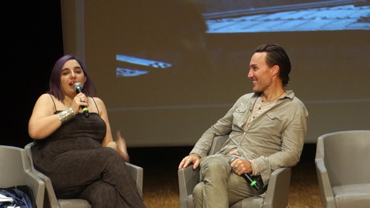 Comic Con Paris 2019 - 25/10/2019 - Conf&eacute;rence Callan Mulvey (2/5)