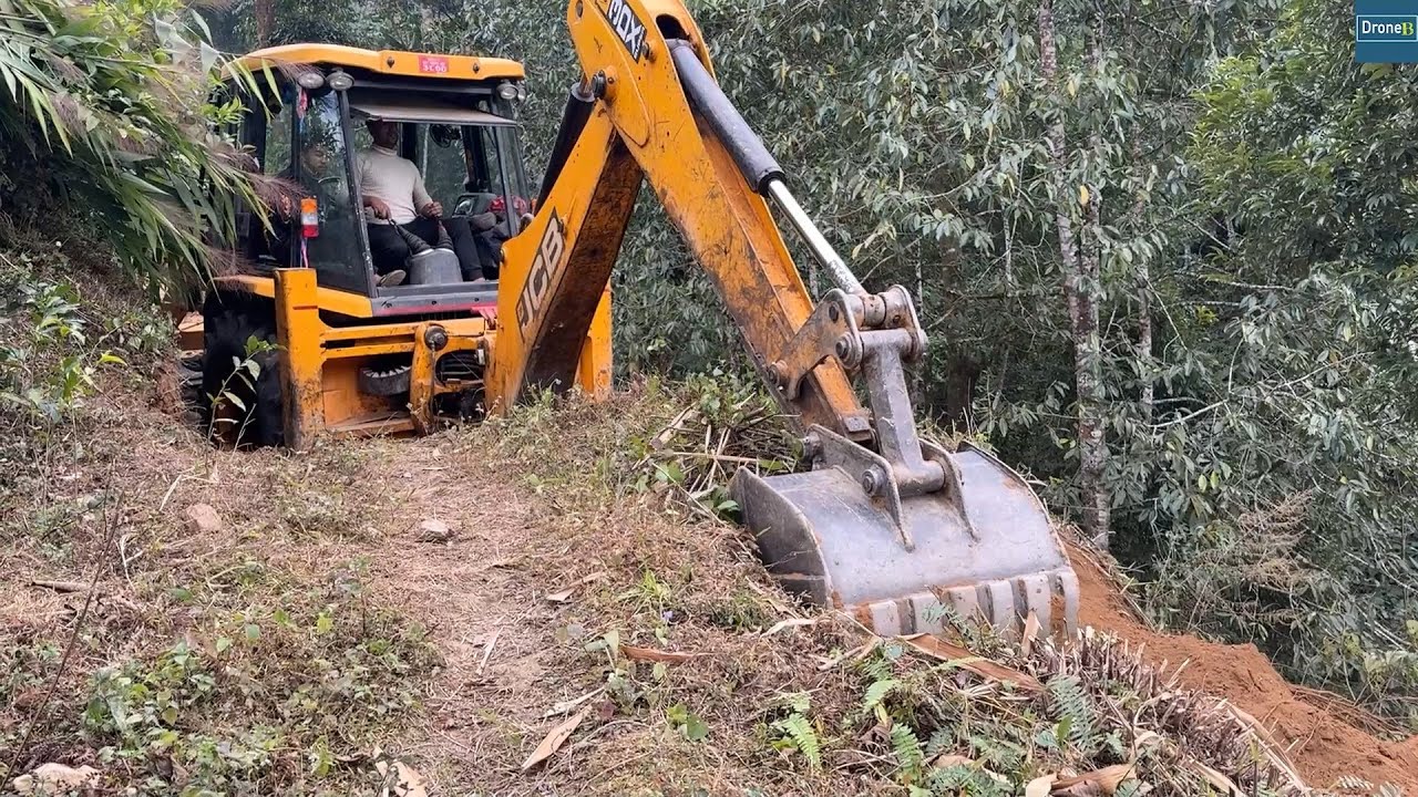 Unbelievable Hillside Road Construction &ndash; JCB Backhoe Takes on Extreme Terrain
