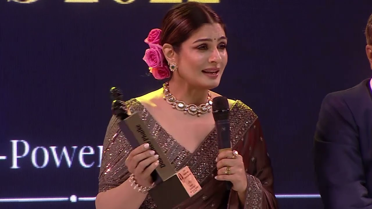 Best Actress in a Web Series | Raveena Tandon | DPIFF 2022