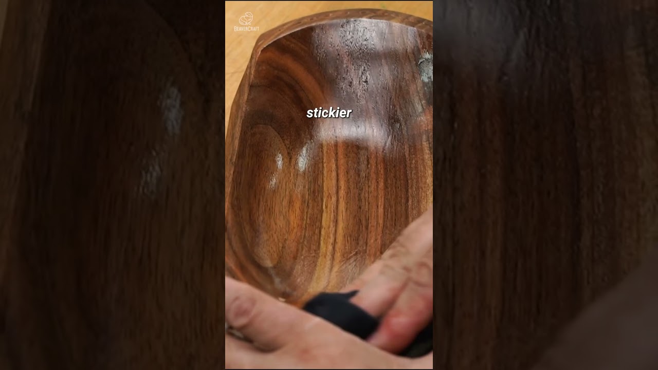 Got linseed oil? Check if it&rsquo;s boiled or not to avoid messing up your projects 🧐 #WoodCarvingTips