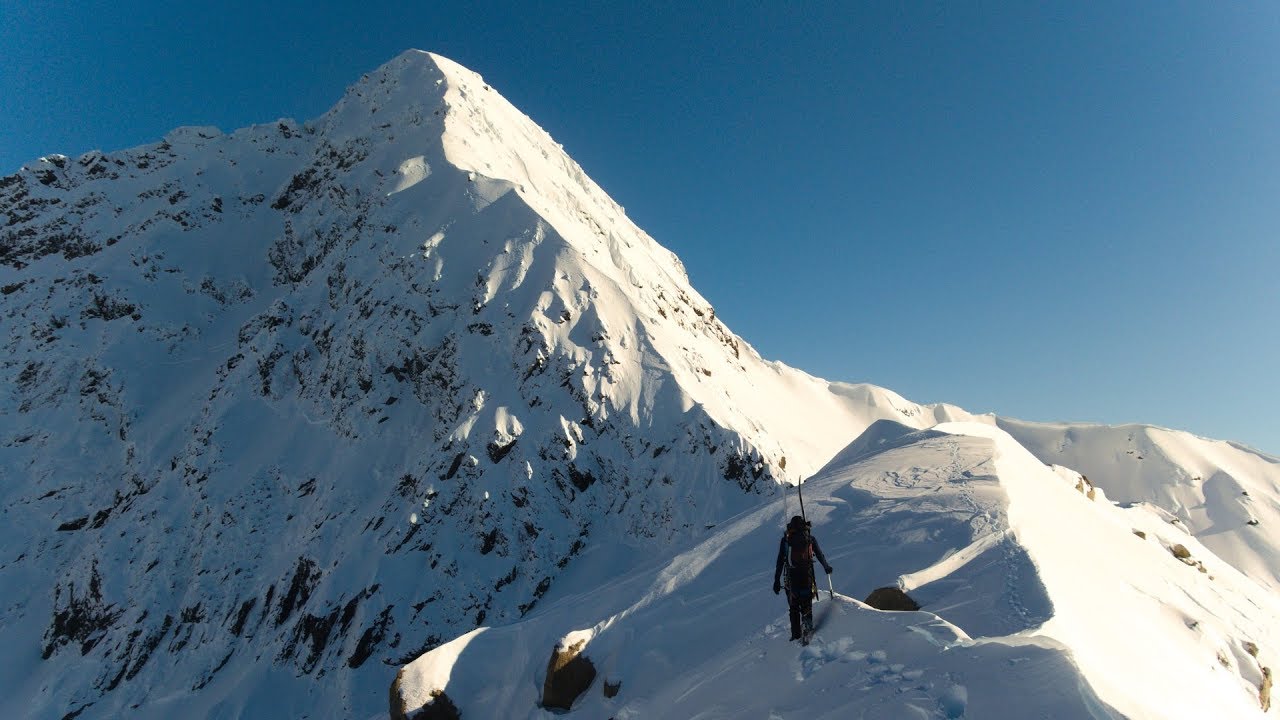 Mt Rolleston via Rome Ridge and skiing Crow Glacier