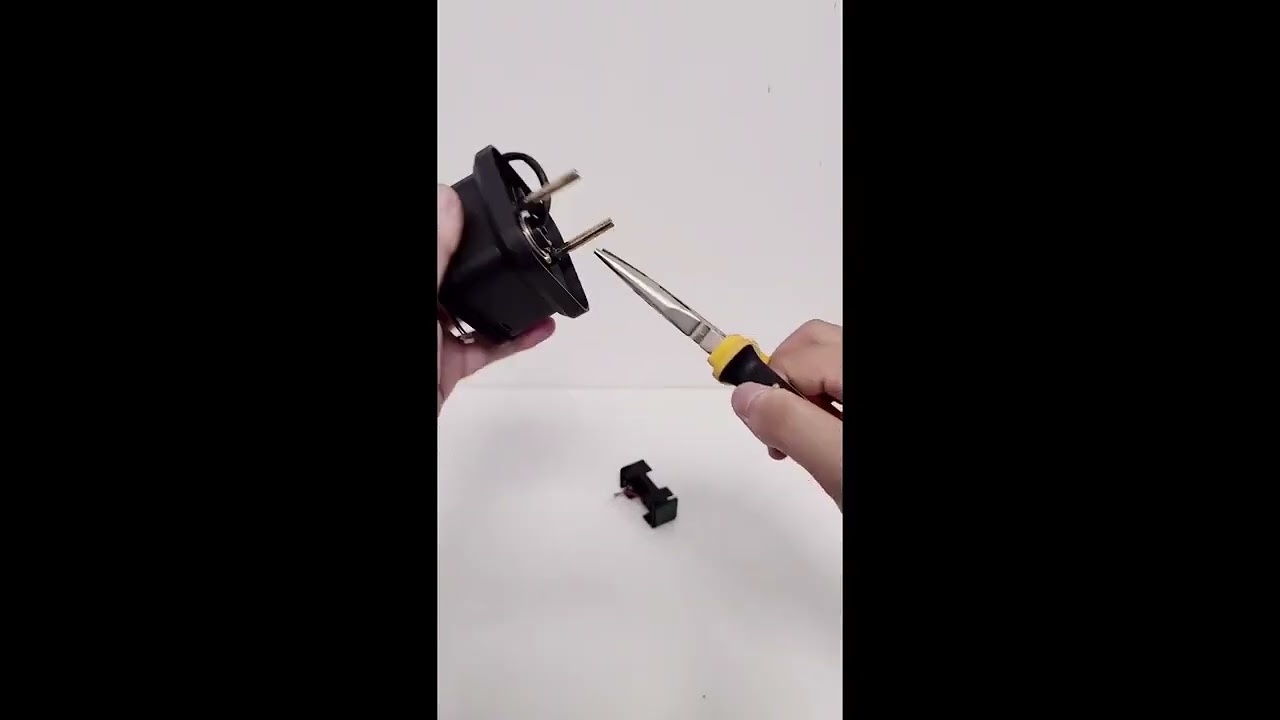 B3 Tuya app smart door lock installing video