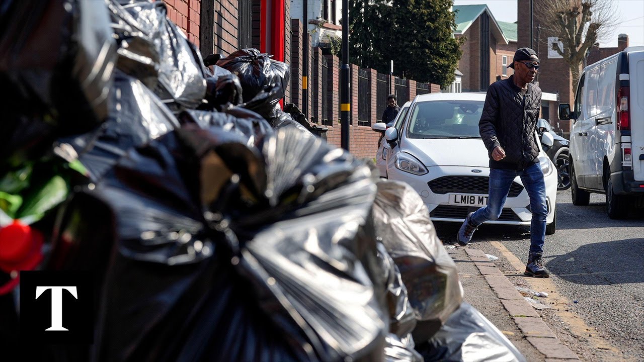 Rubbish piles up in Birmingham's streets as strike continues
