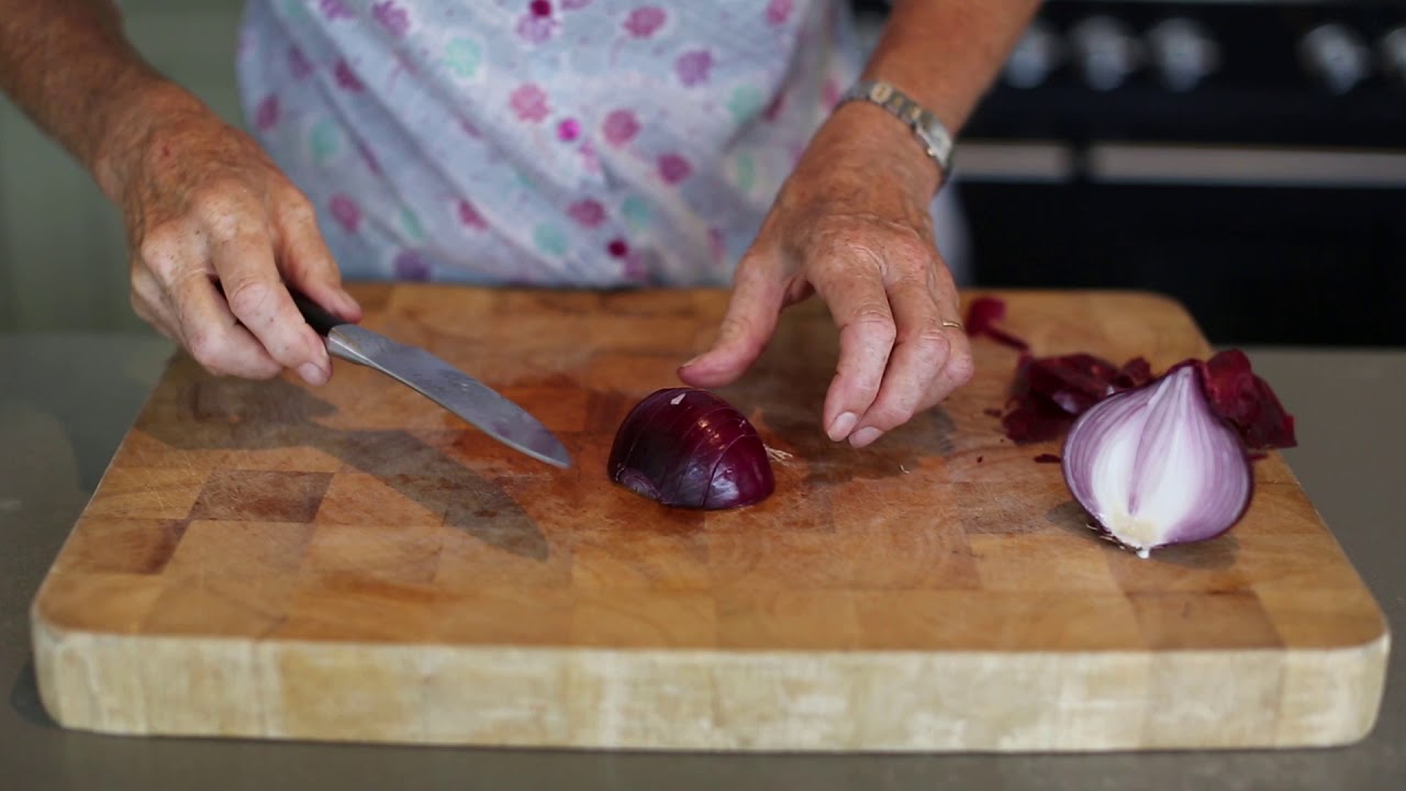 Xerlife Food - How to chop an Onion