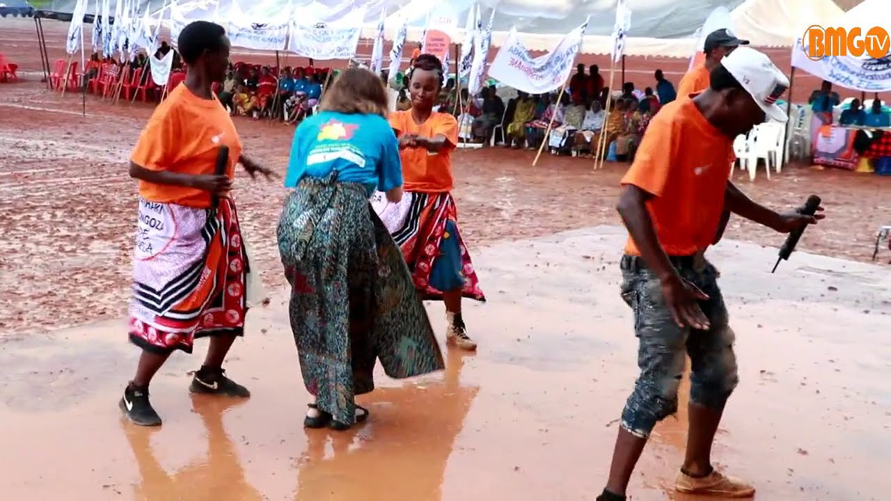 Hii balaa sasa, mauno kama yote, watu weweeee!!!