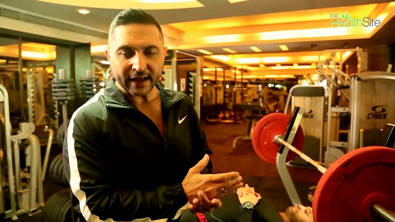 How to breathe right while lifting weights || Get Strong with Kaizzad