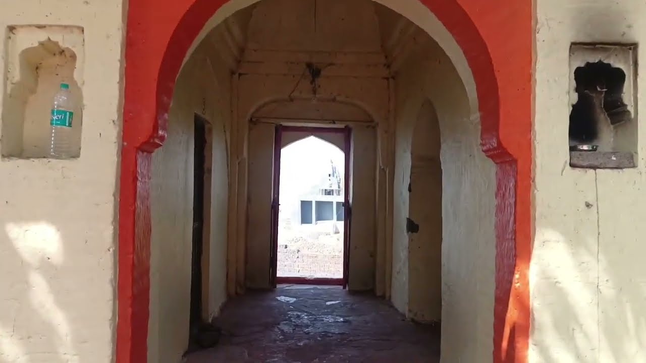 स्वयंभू जलेश्वर महादेव मंदिर दर्शन कीजीए। नर्मदा उतर तट महेश्वर में।#यूट्यूब ।#नर्मदा।#भक्ति वीडियो।