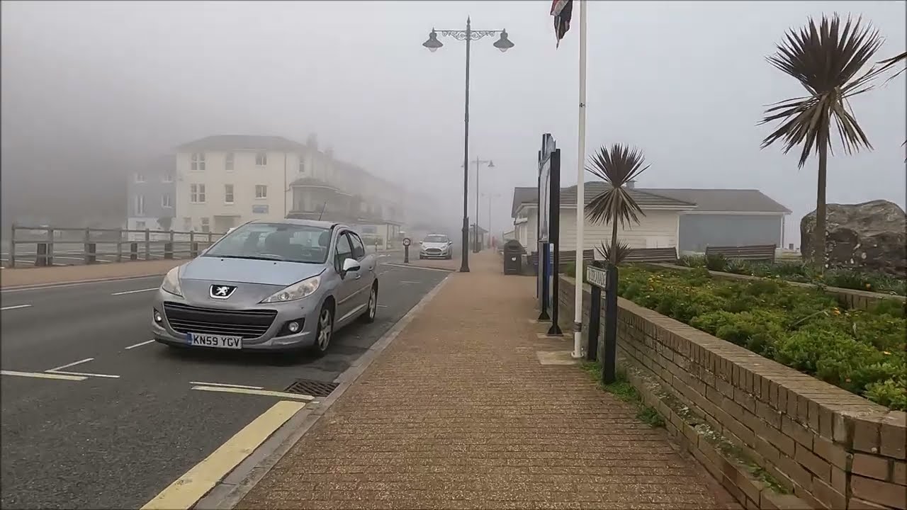 Virtual Walk - Shanklin Seafront In The Fog - Isle Of Wight - March 2025 | kittikoko