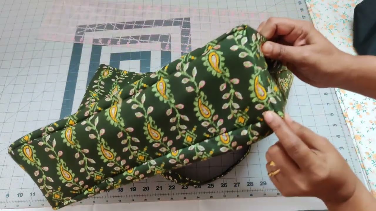 DIY Cotton ke कपडे से बनाए फैमिलि शोल्डर बैग !! // Easy and simple family shoulder bag !!