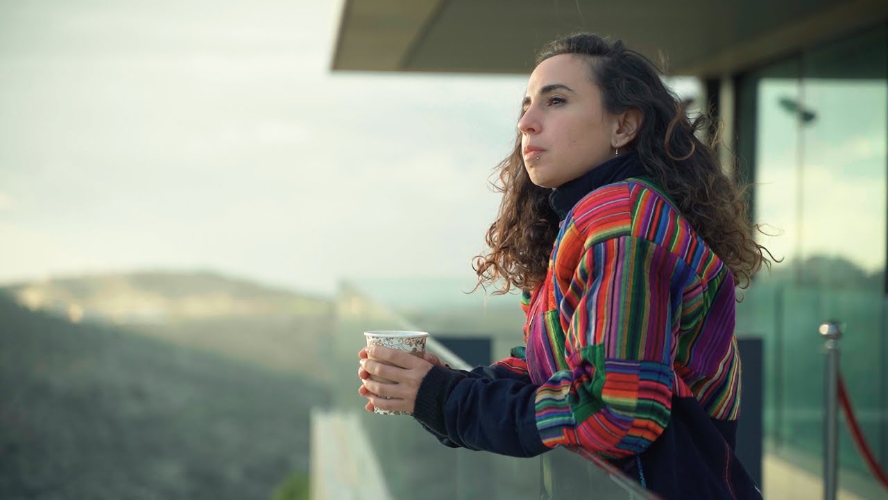 Shadana Yoga: Tworzenie przestrzeni wewnętrznej poprzez holistyczne dobre samopoczucie