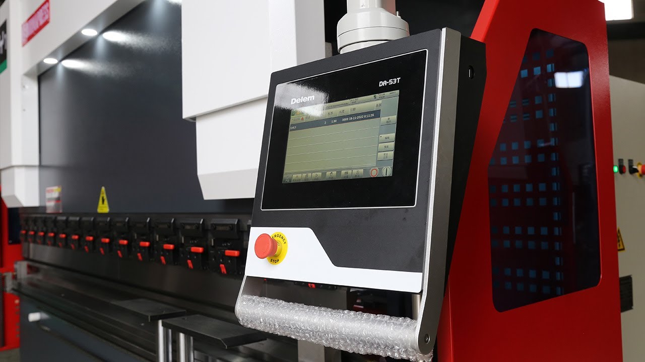 DURMAPRESS 4-Axis CNC Hydraulic Press Brake 110 Ton with DELEM DA53T CNC Controller auto crowning