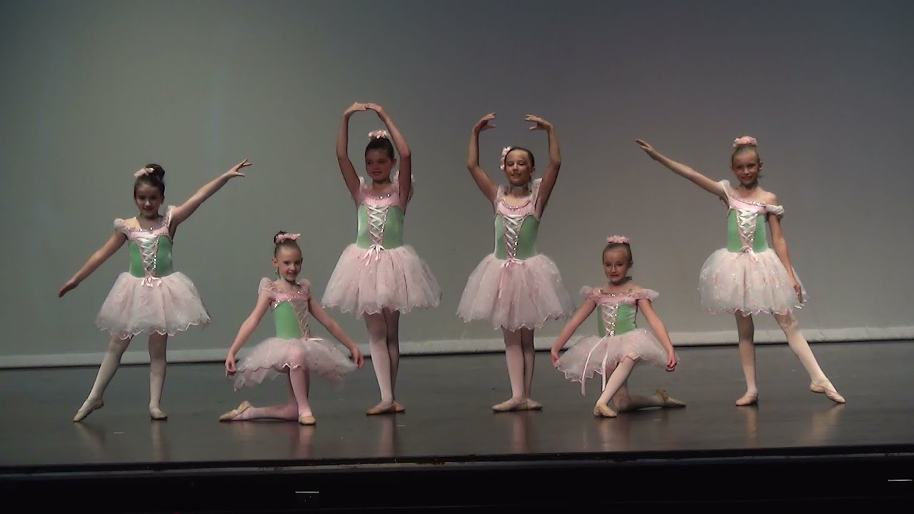 TDF 2014 Level 2 Ballet - Entr'acte  (Recital NTR 2014)