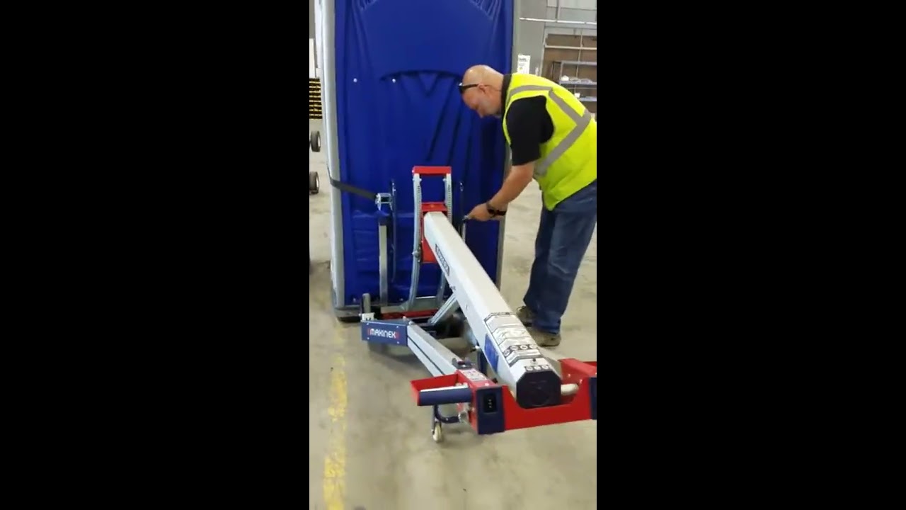 How to lift a Porta Potty only by one person