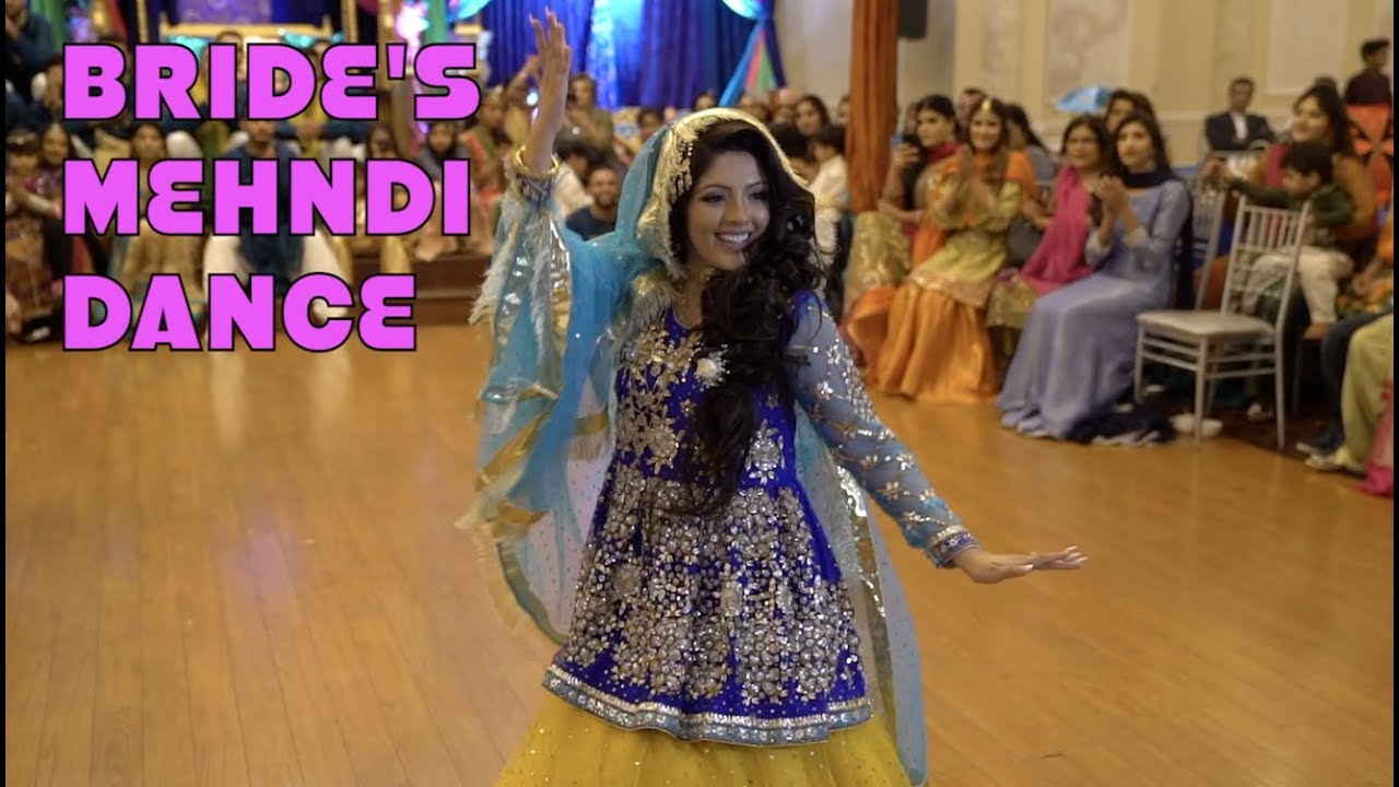 BEST BRIDE MEHNDI DANCE WITH BRIDESMAIDS