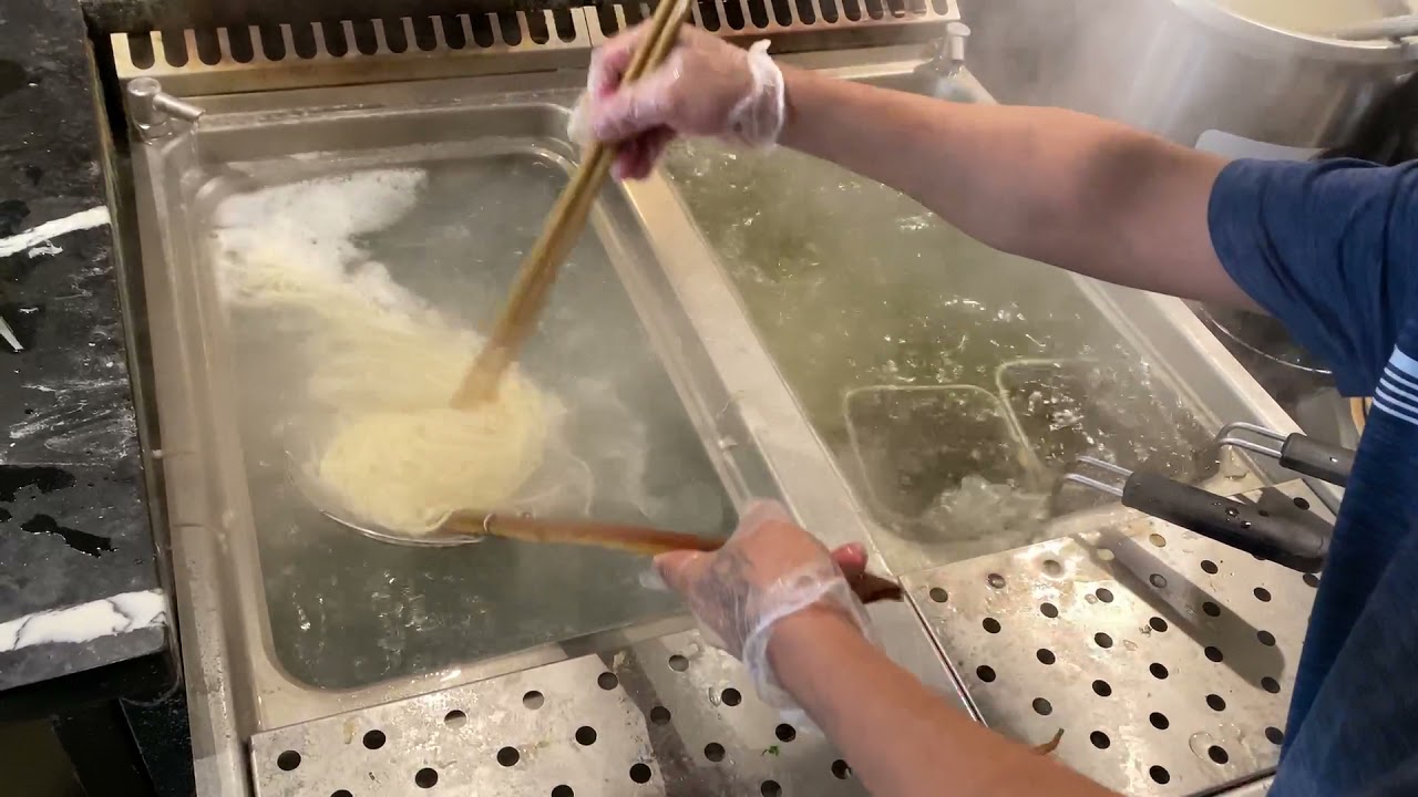 A Magic Noodle Experience