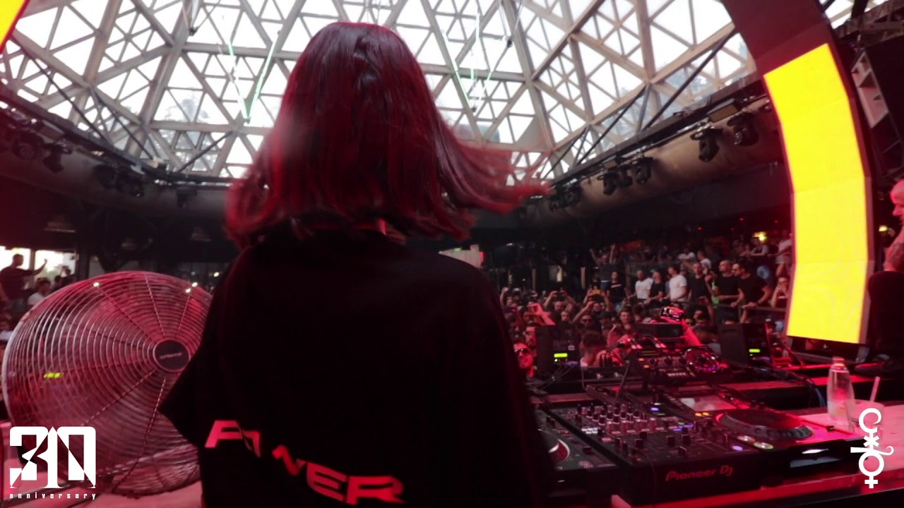 Amelie Lens 