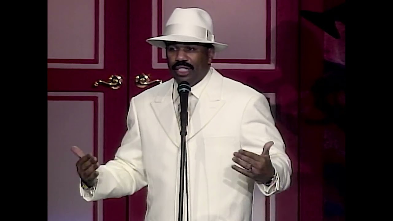 Steve Harvey Roasts The Audience