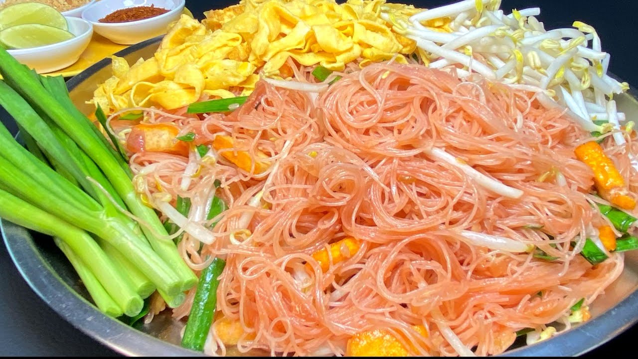 ผัดหมี่สีชมพู  ไม่ได้มีดีแค่สีสัน รสชาดถูกปากอร่อยถูกใจทำก็ง่ายอีกด้วย