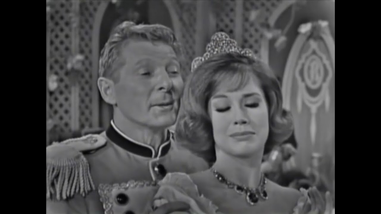 The Danny Kaye Show 1963 | S1 E14 | Starring Mary Tyler Moore  (Guest Starring Nat King Cole)
