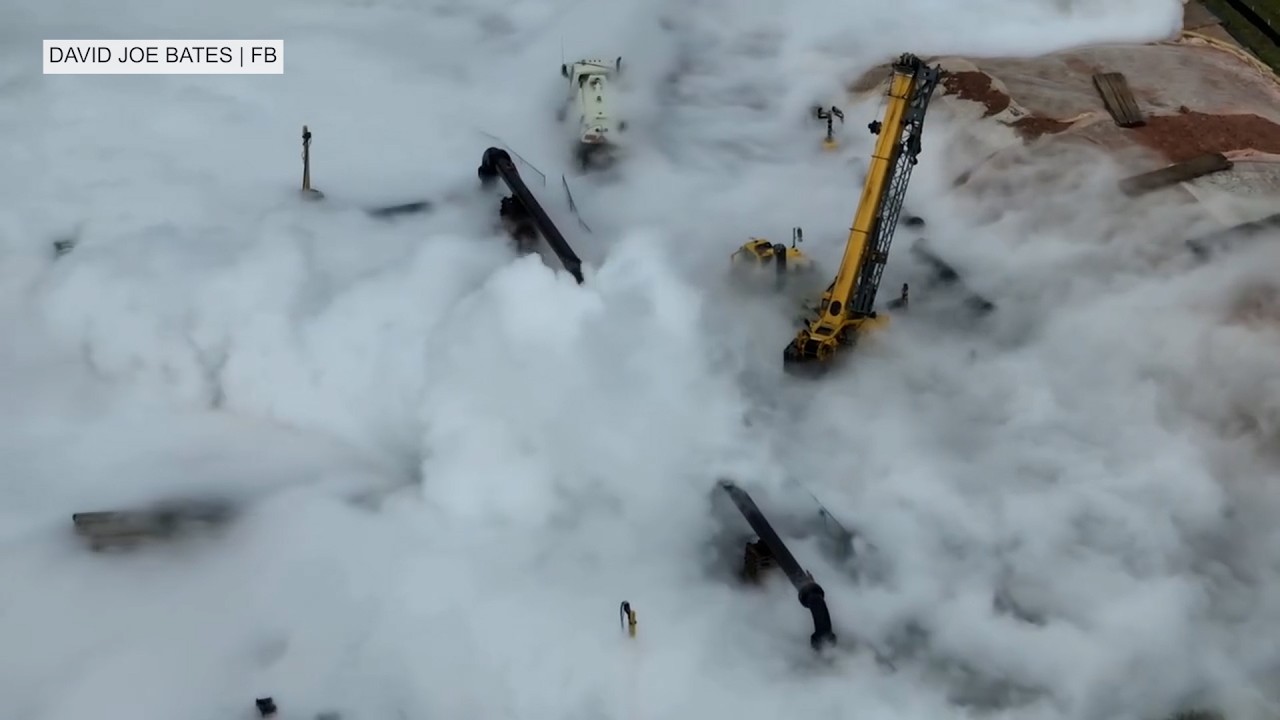 Беспилотный грузовик врезался в газопровод на месте проведения работ Enbridge Line 5