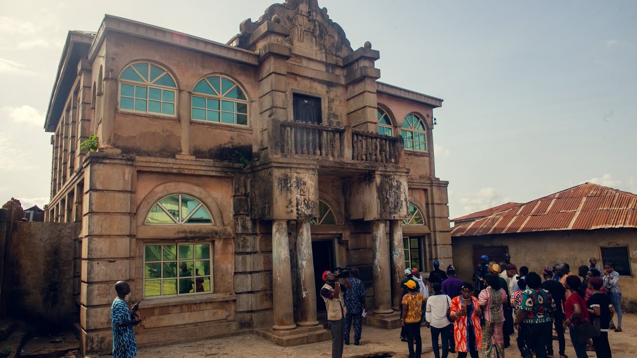 A tour to Aleshinloye Palace , Ibadan