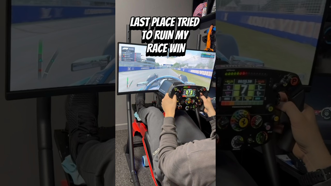 HE TRIED IT! #f1simracing #simracing #simracer #asmr #gaming #thrustmaster #sf1000 #simagic #f125