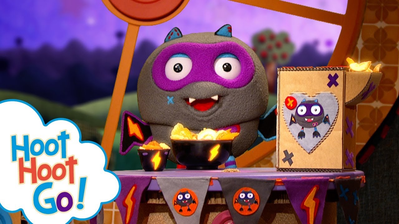 Giggle and Hoot: A Party for Giggle Fangs | Hoot Hoot Go!