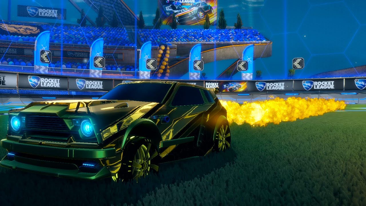 Using The *NEW* FREE Gold Crush Boost In Rocket League - Rocket League Gameplay
