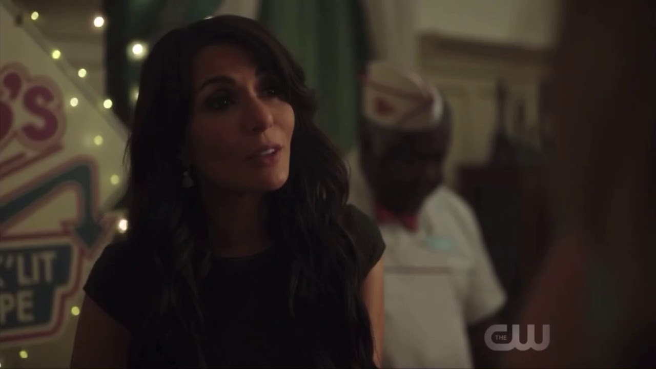 Hermione Lodge and Alice Cooper [s01e03]