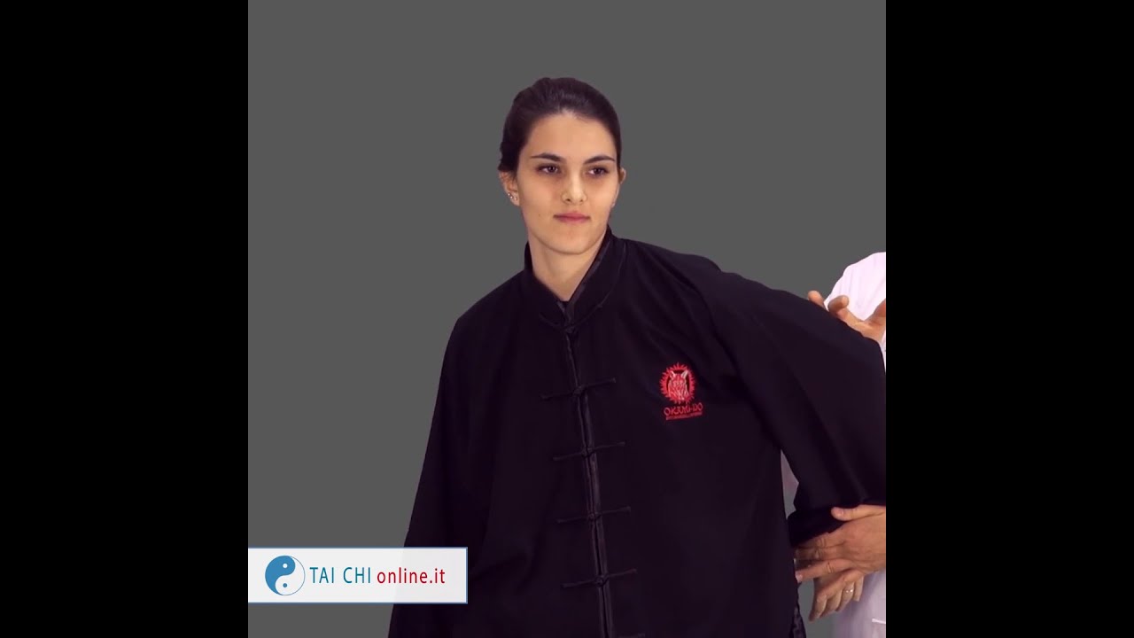 Nei Gong – Rotazione degli omeri. Video lezione gratuita M° Flavio Daniele - Tai Chi Online.it