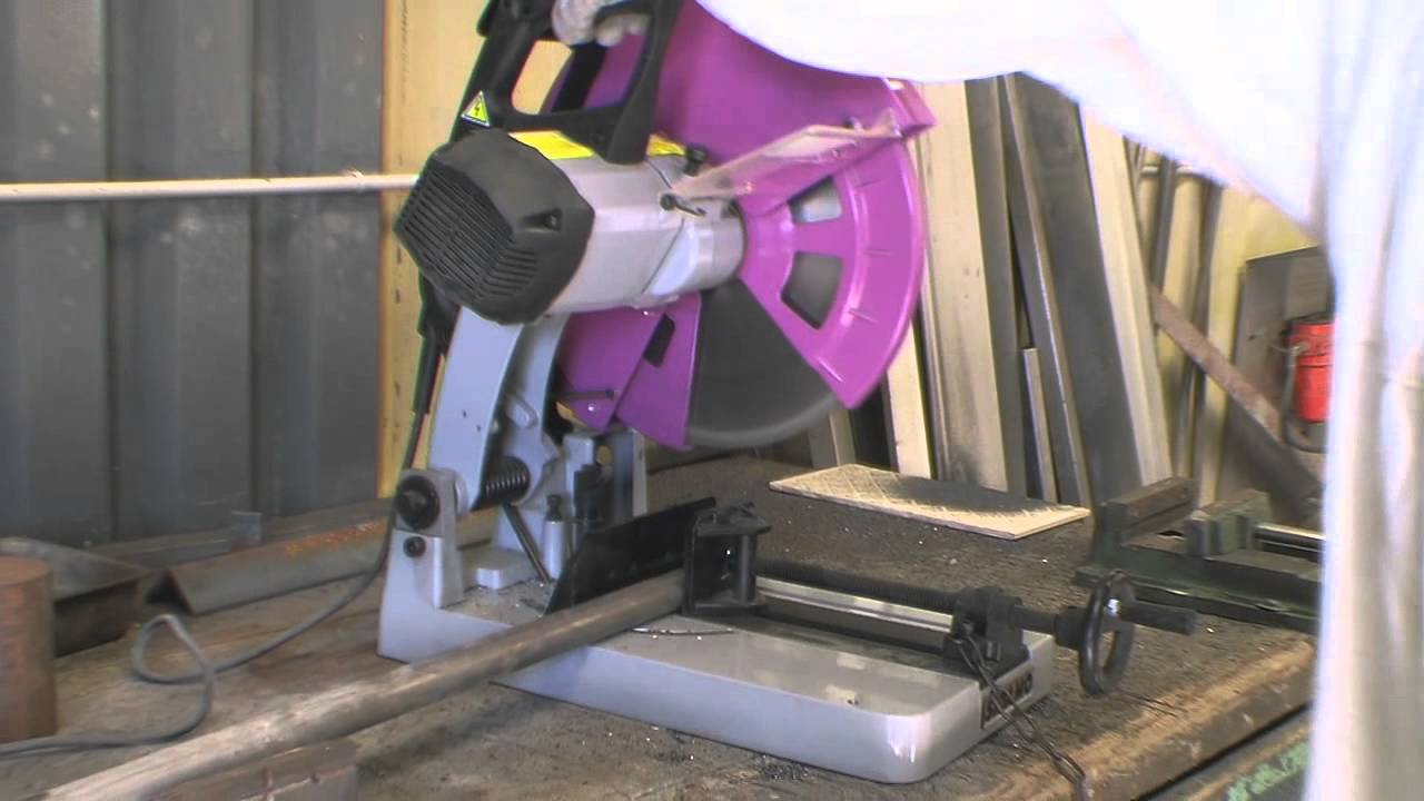 Tronçonnage à lame carbure SIDAMO MCS 355C