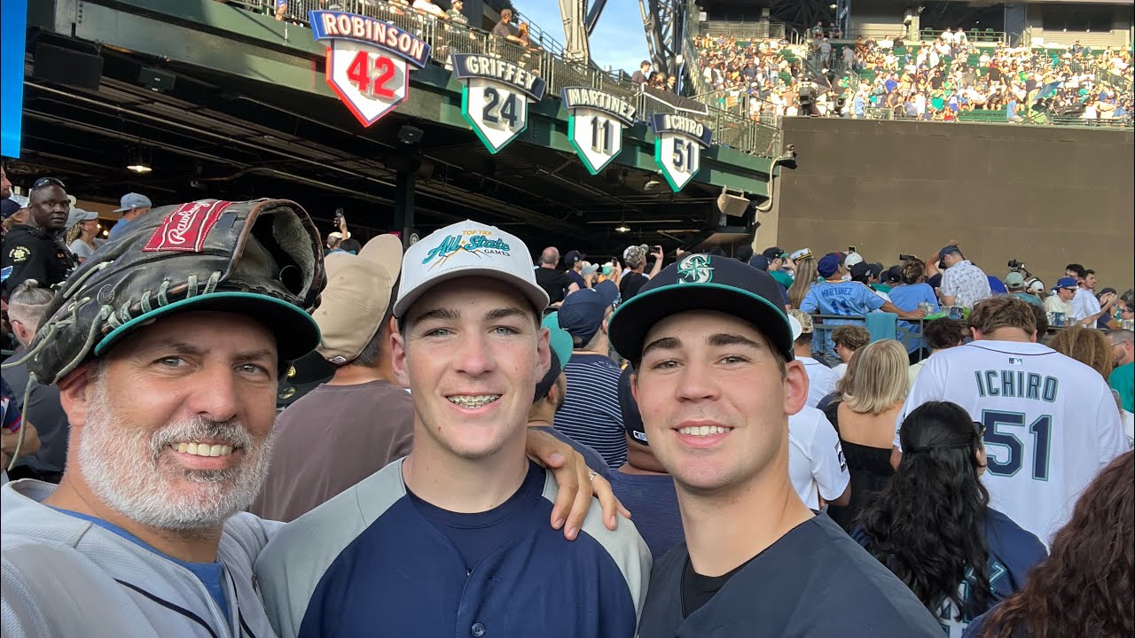 51: Mariners Retire Ichiro’s Number & Beat Rays
