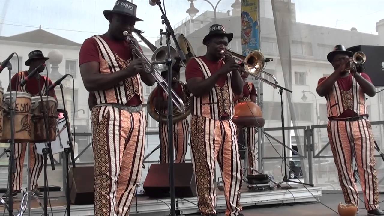 Eyo'nlé Brass Band - Hommage à Bowie (MIA 2016)