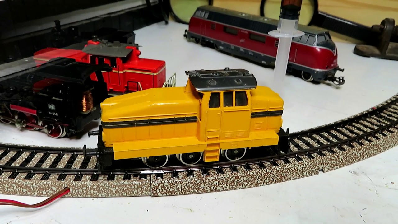 Material Marklin. Locomotoras vías