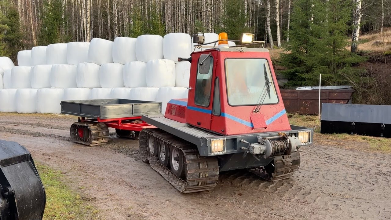 Köp Bandvagn Iller D-200 med tippkärra på Klaravik