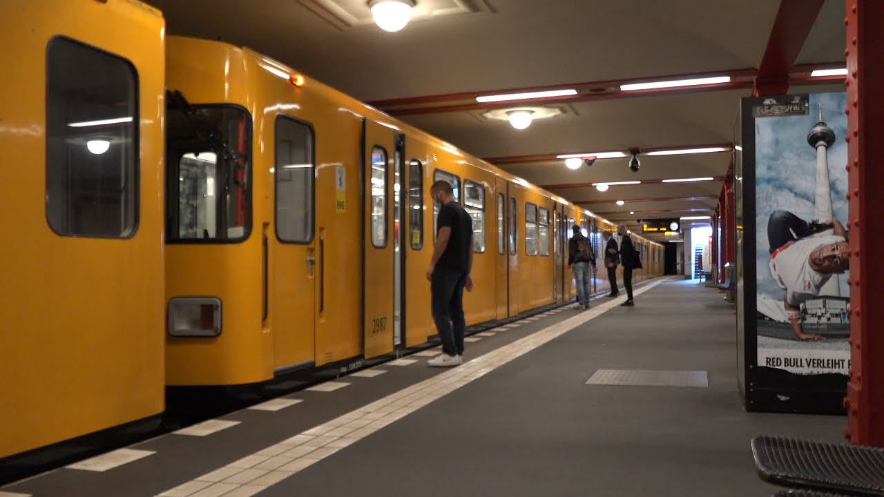 U-Bahn Berlin - Schwartzkopffstraße