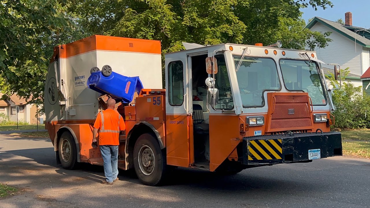 Nordstrom’s Lodal EVO Garbage Truck