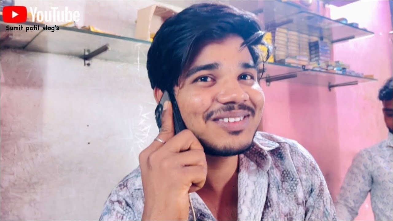 देव दा खुश हो कर किसे बात कर रहा है 🤫