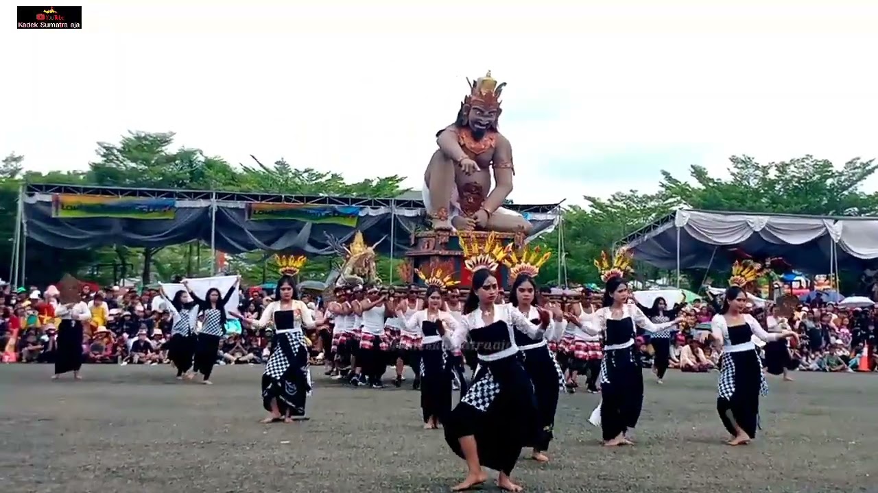 Pestipal,,penampilan Ogoh Ogoh desa adat gedung ram kabupaten Mesuji Lampung 