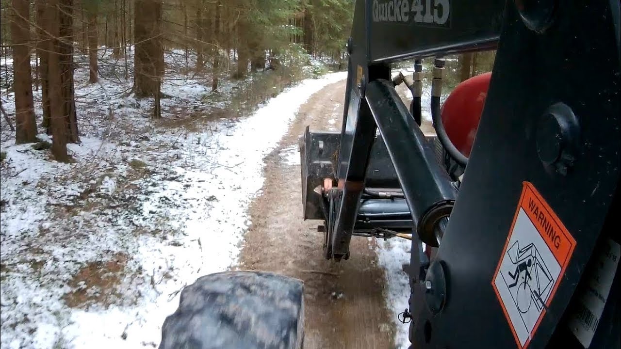 CASE IH 4210 mit Seilwinde im Wald beim Brennholz machen / il legno cadde / houtsnijwerk / chop wood