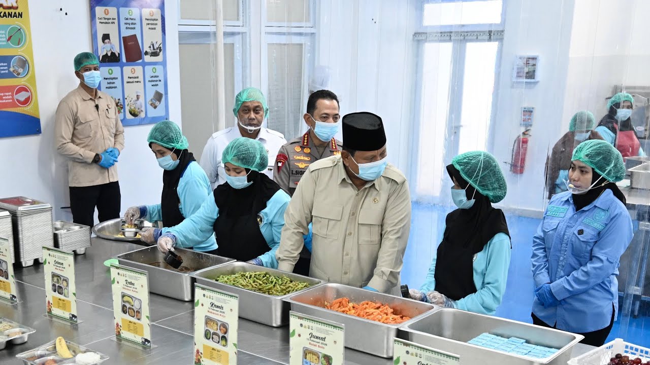 Pastikan Kesiapan Program Gizi Nasional, Presiden Prabowo Tinjau SPPG Polri Palmerah, 13 Feb 2026