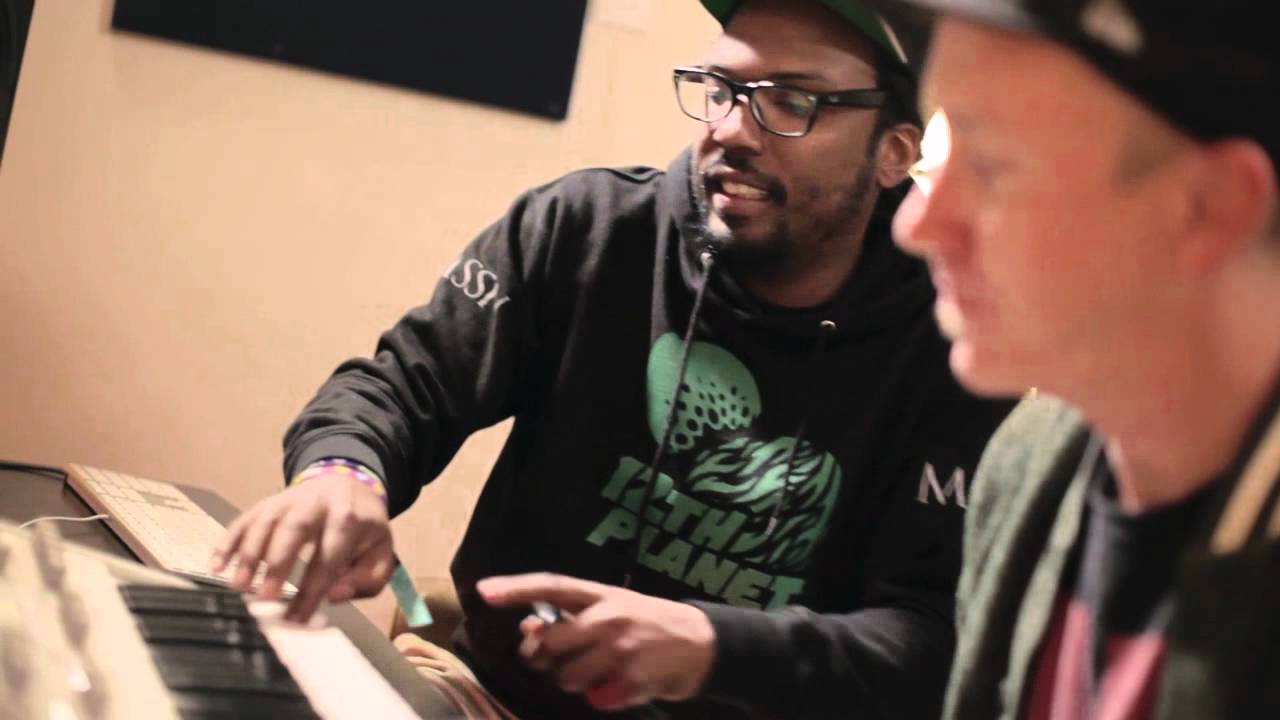12th Planet and Flinch on MASSIVE and RAZOR | Native Instruments