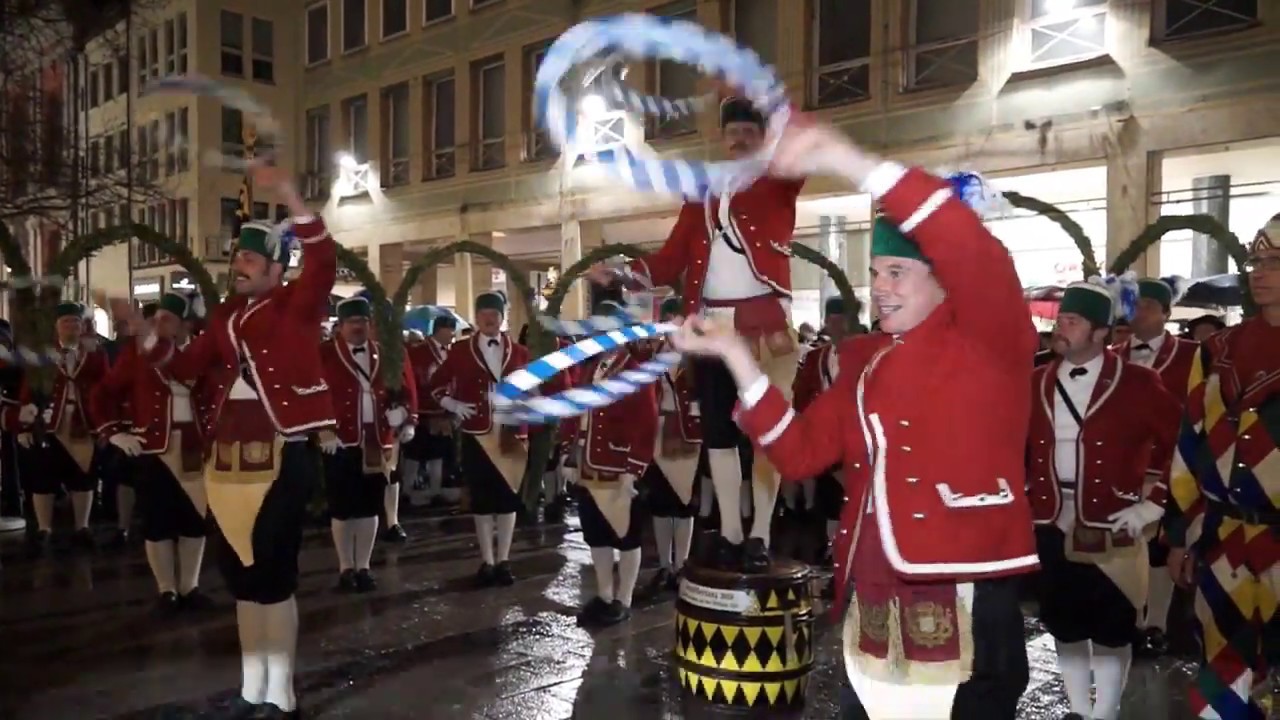 Letzter Schäfflertanz 2019 mit drei Reifenschwingern