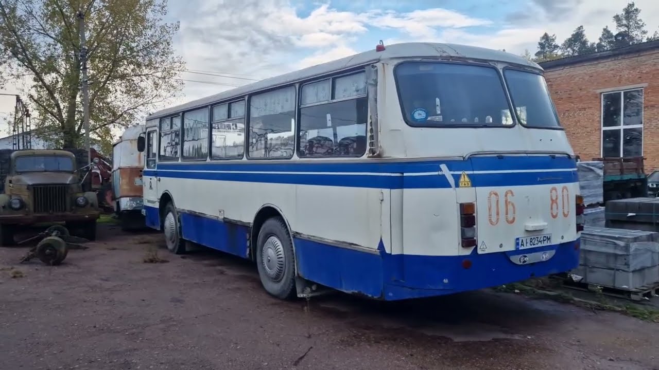 ЛАЗ 695Н