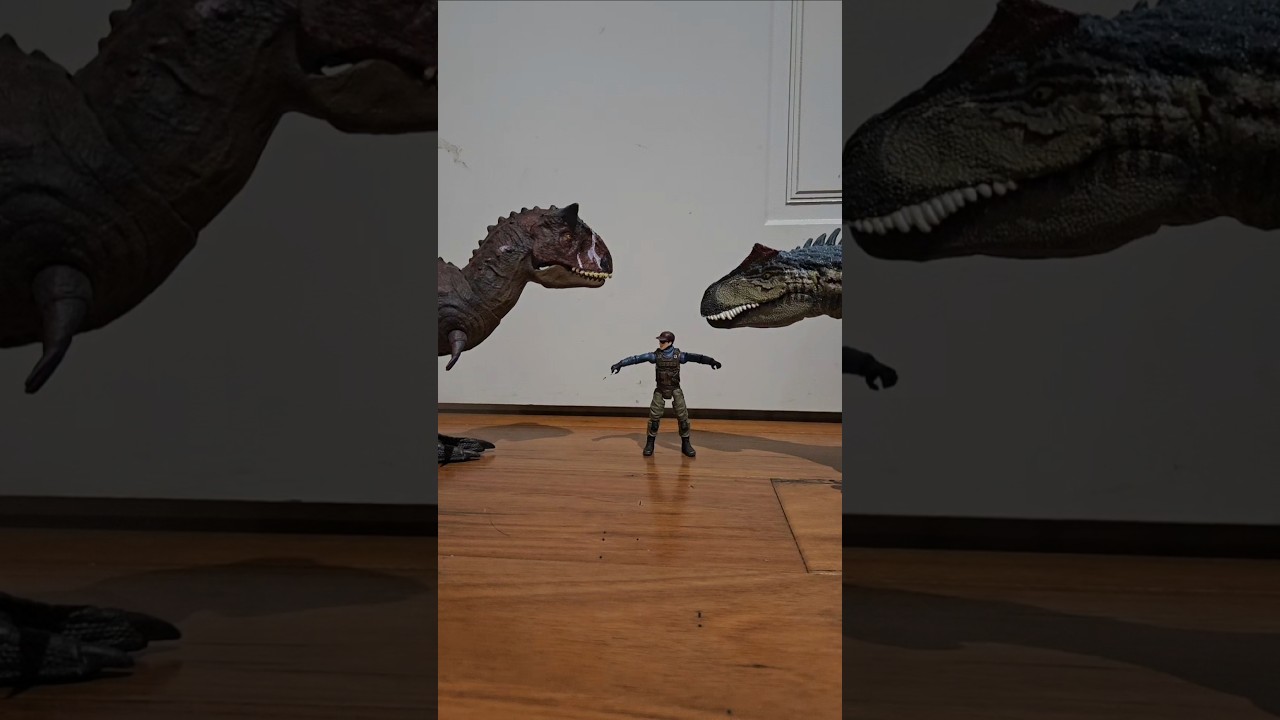 the hand trick doesn't always work #jurassicworld #jurassicworlddominion #allosaurus #carnotaurus