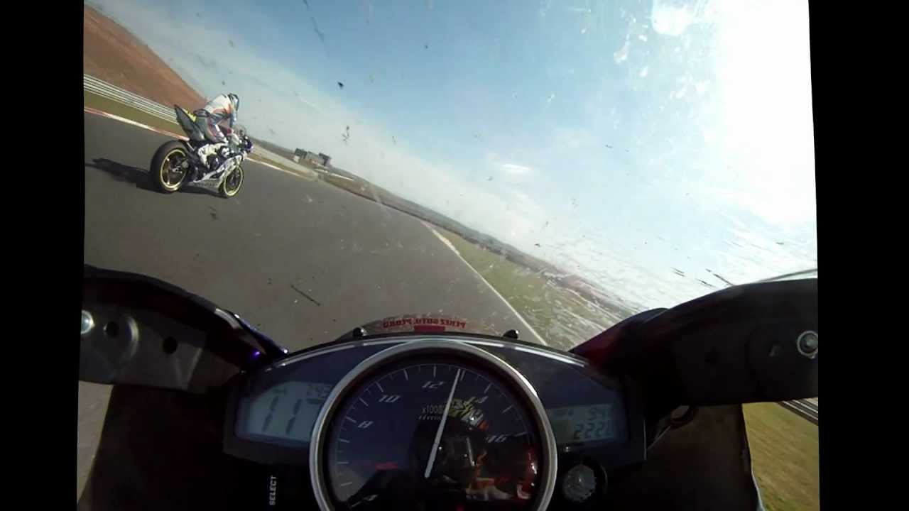 VUELTA CIRCUITO LOS ARCOS NAVARRA YAMAHA R6